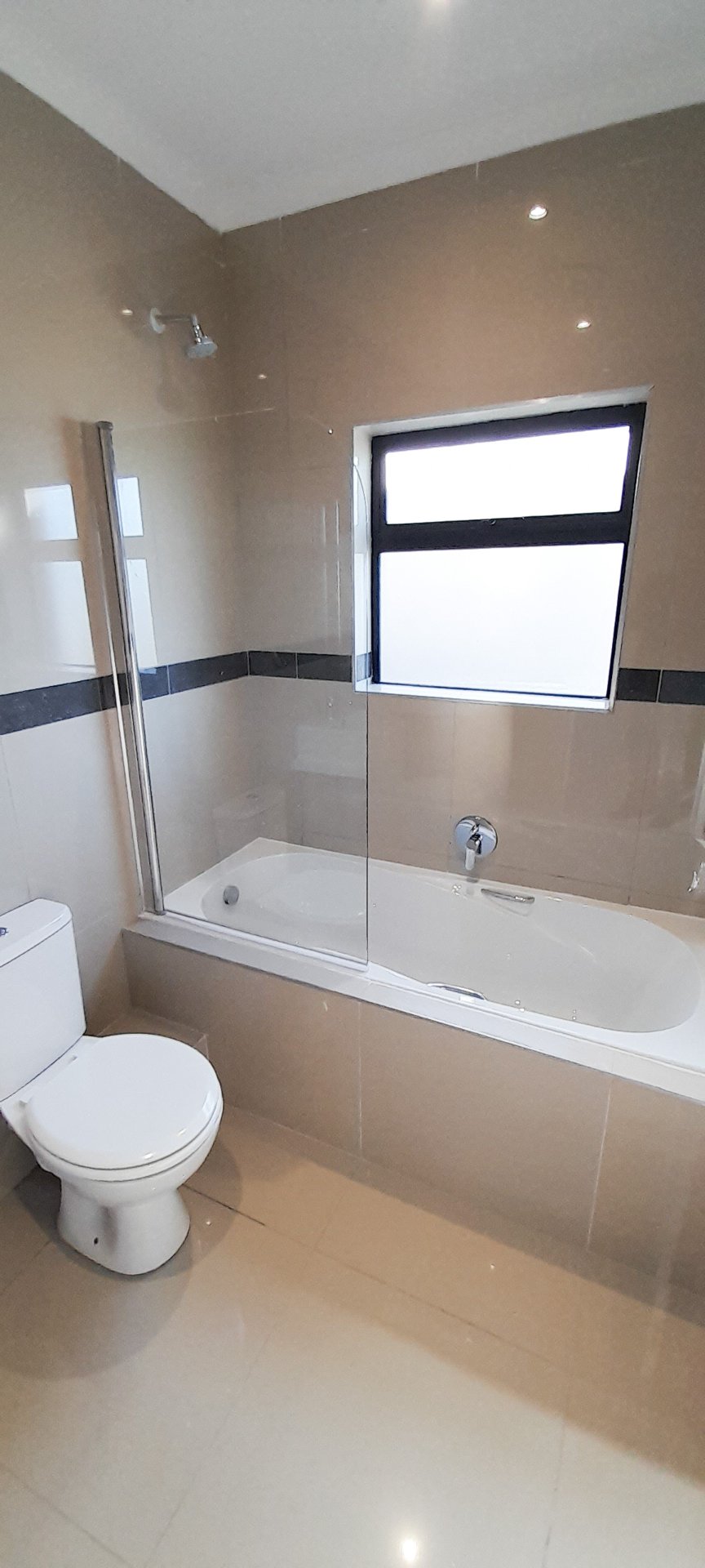 3 Bedroom Property for Sale in Silwood Heights Western Cape